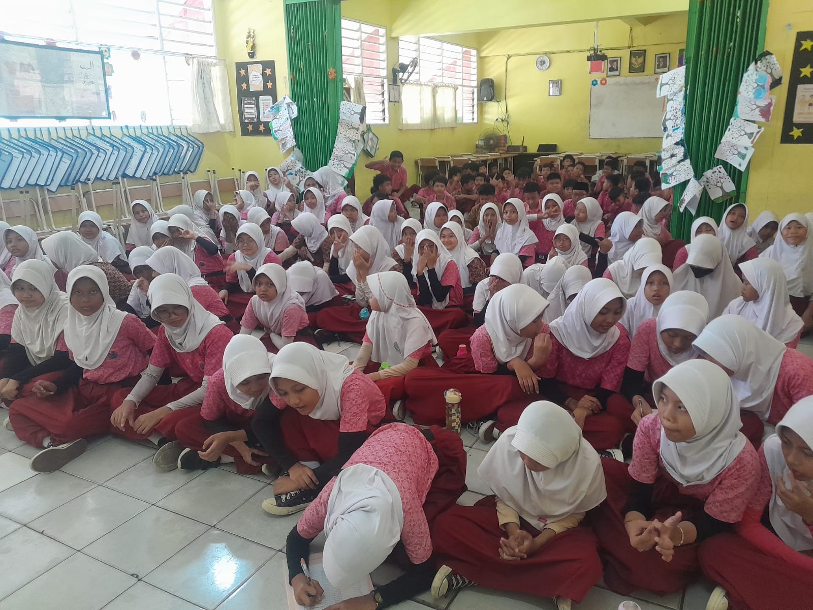 Roadshow Workshop Membaca Di SDN Kelapa Dua Wetan 06